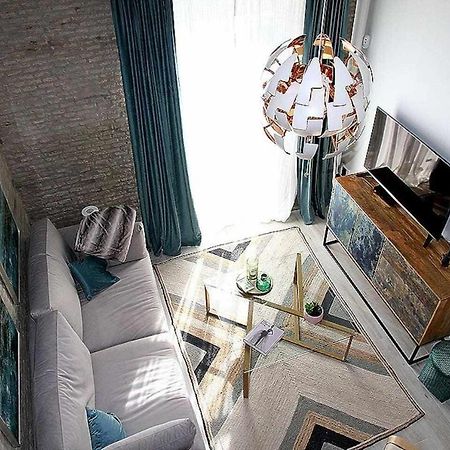 Isg Apartments Feria 106 Seville Ngoại thất bức ảnh
