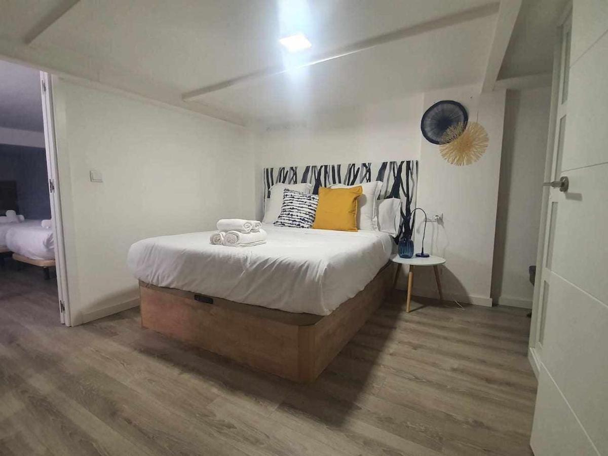 Isg Apartments Feria 106 Seville Ngoại thất bức ảnh