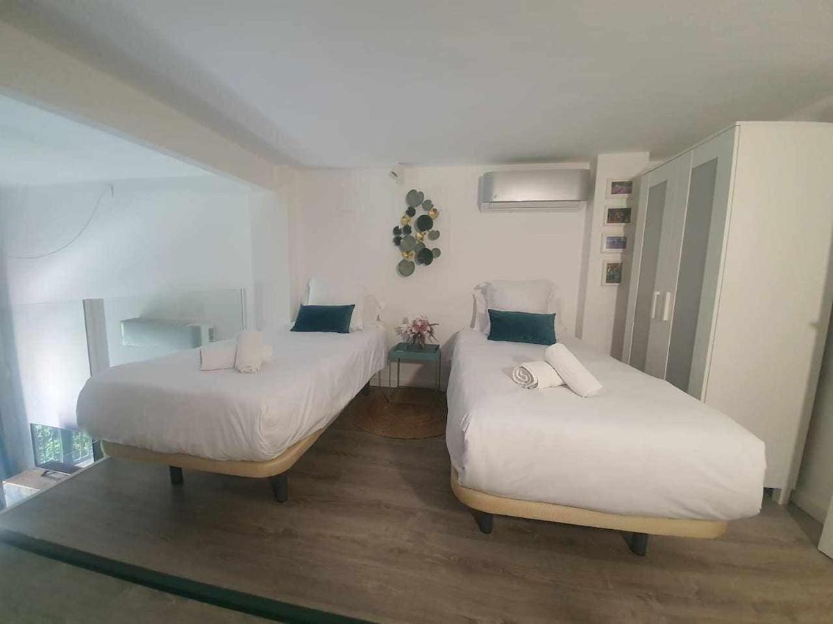 Isg Apartments Feria 106 Seville Ngoại thất bức ảnh